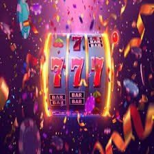 roya138 ဘောလုံးနှင့် Esports ကစားနိုင်သောပလက်ဖောင်း